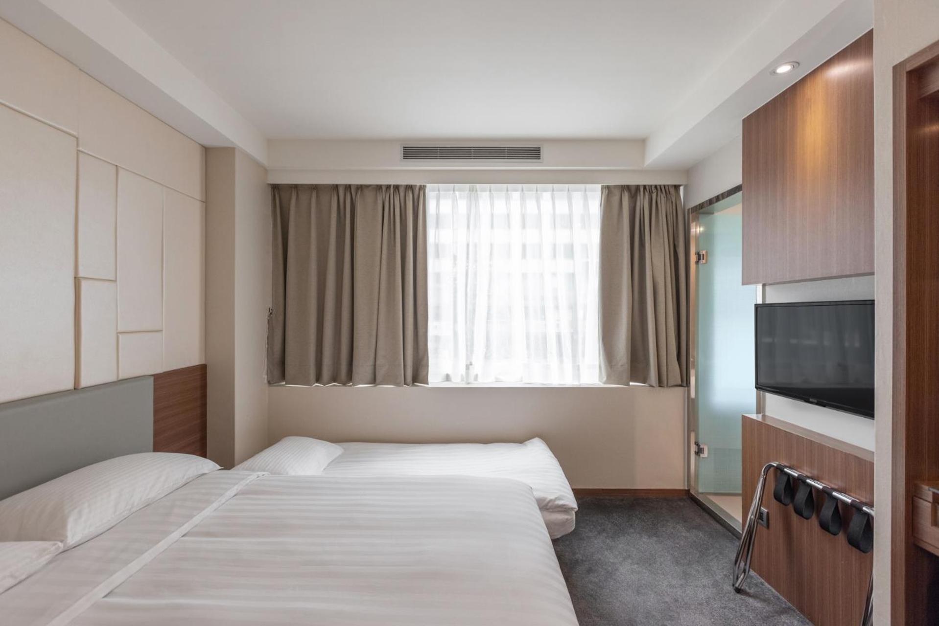 Deluxe Double Room with Extra Bed
